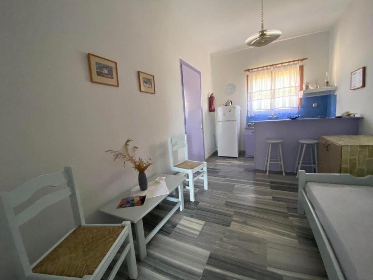 Stelios Zalonis Apartments Tínos 외부 사진